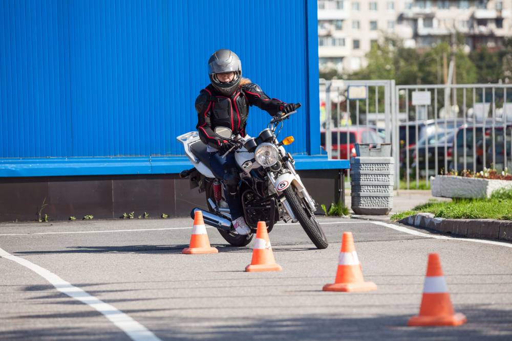 La sécurité en moto avec Bluetechbikes et Cod'A à Boulay sensibiliser sur les risque routiers en moto